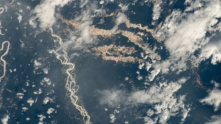 Fotografía de la NASA sobre Madre de Dios, Perú, 24 de diciembre del 2020. NASA. ISS