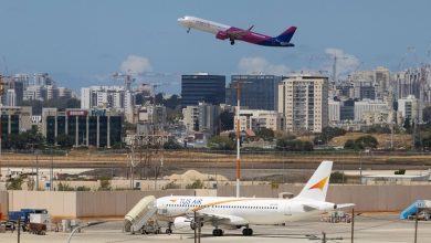 Un avión sale del aeropuerto Ben Gurión