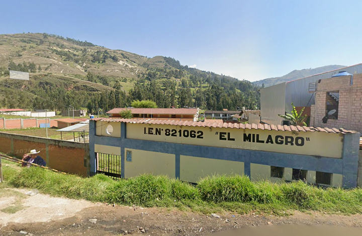Fachada I.E. 821062 El Milagro